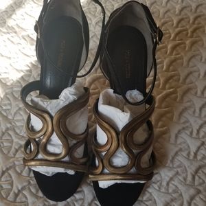 Pour la Victoire high heel sandals